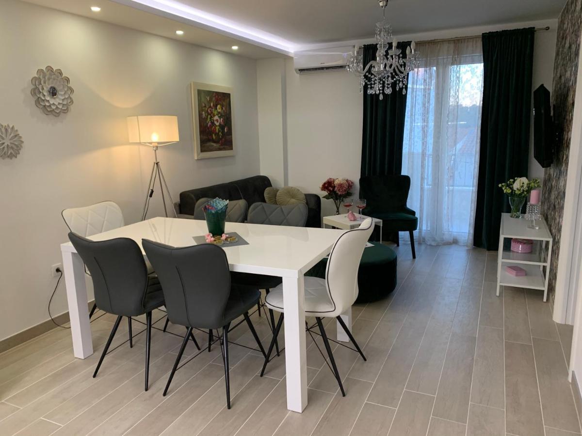 Apartman Onavi Makarská Exteriér fotografie