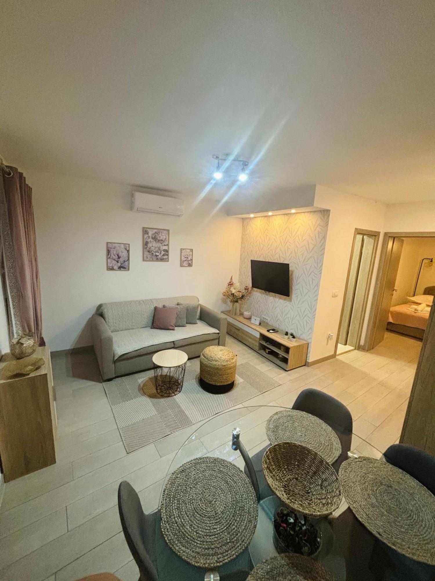 Apartman Onavi Makarská Exteriér fotografie